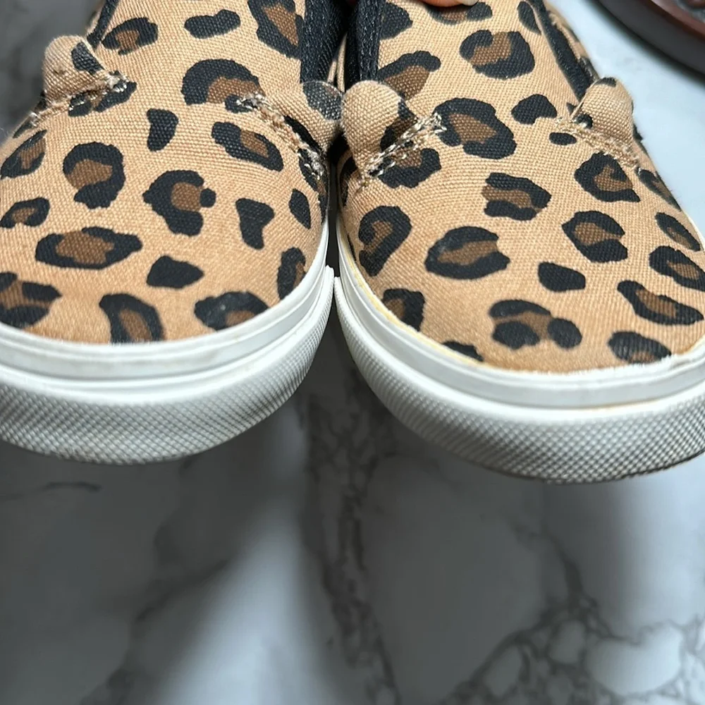 Toddler shoes sz 8 - Picture 4 of 6